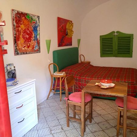 Il Cortiletto, Spazio Alla Fantasia Apartment Naples Exterior photo